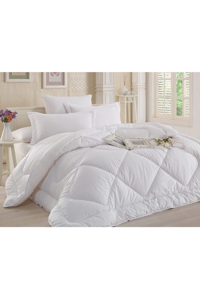 Çift Kişilik 200x220 Cm. Antialerjik Lüx Elyaflı Kışlık Yorgan 1.900 Gr.